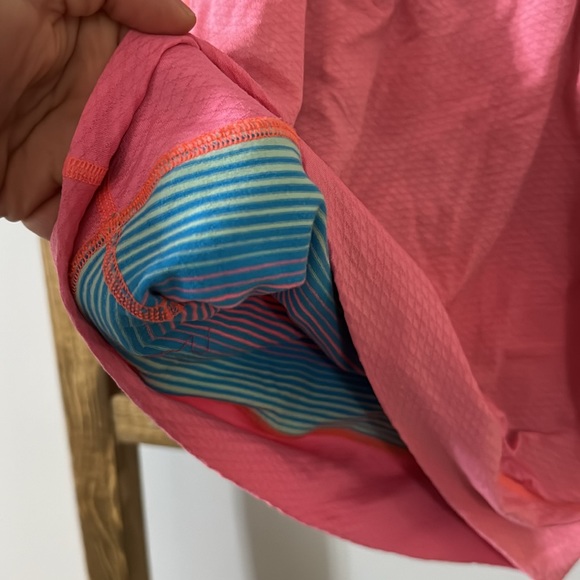 Ivivva tank - Picture 3 of 5